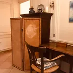 Apartment Living In Paris - Seguier